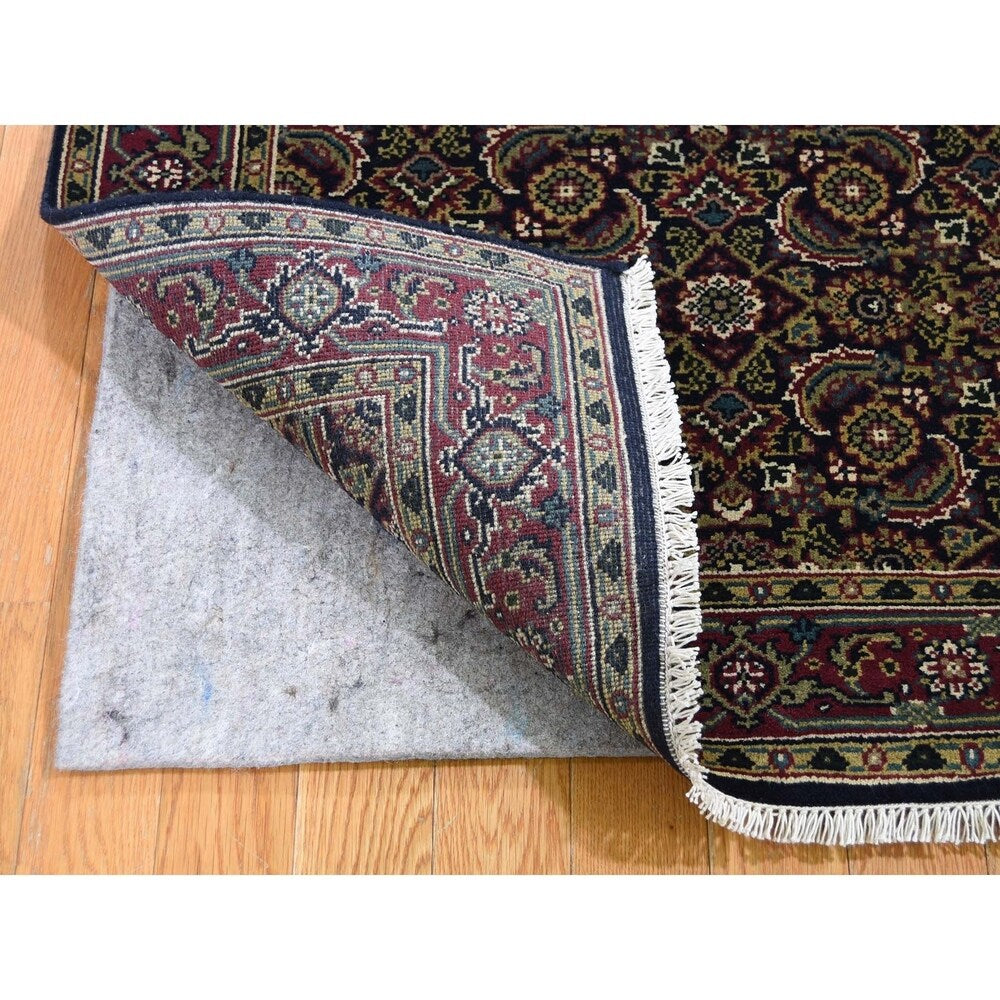 Shahbanu Rugs Herati Fish Design 175 KPSI Hand-Knotted Wool And Silk Oriental Rug (3'2" x 5'2") - 3'2" x 5'2"