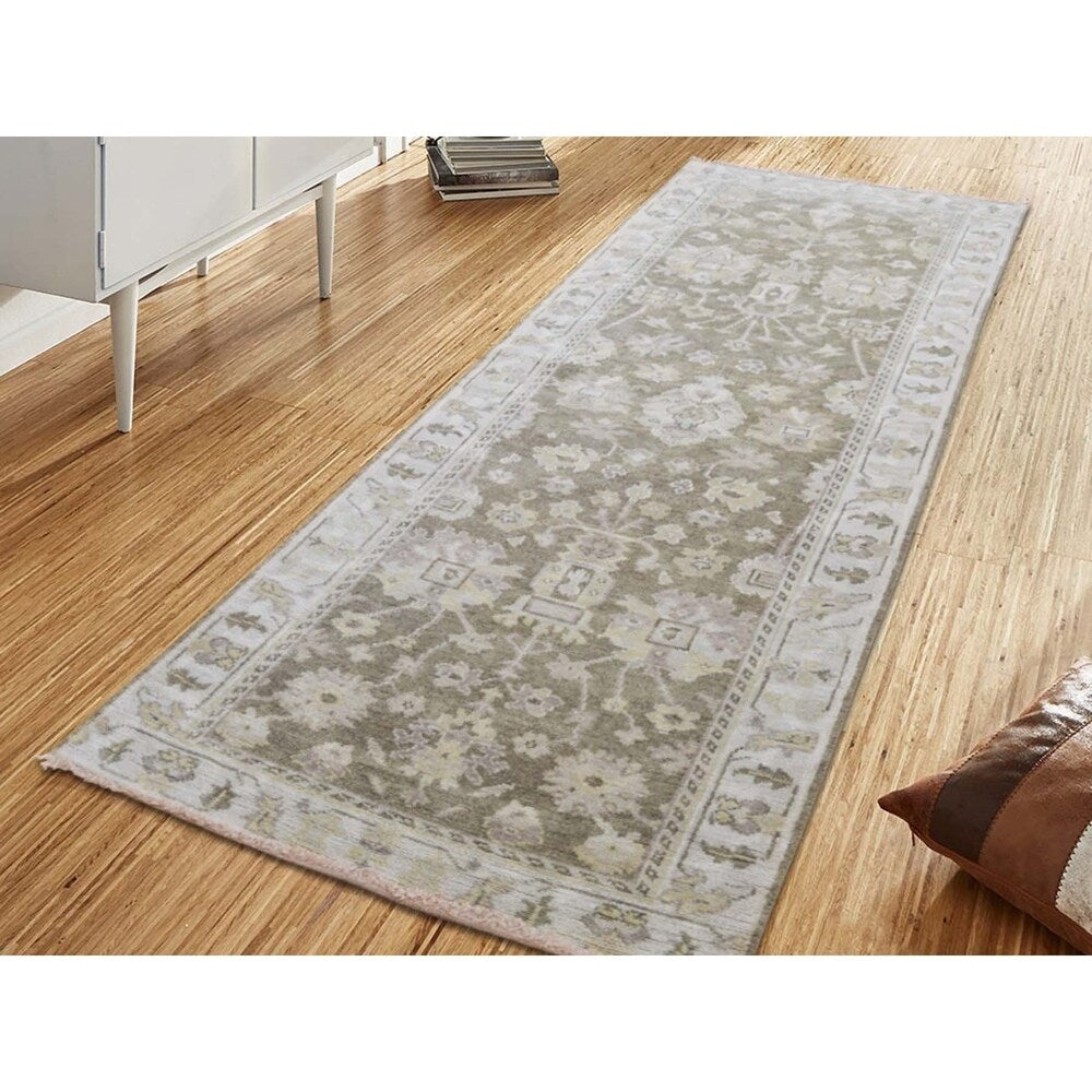 Shahbanu Rugs Indo Oushak Pure Wool Hand-Knotted Runner Oriental Rug (3'2" x 9'9") - 3'2" x 9'9"