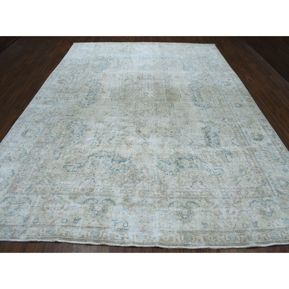Shahbanu Rugs Ivory Vintage White Wash Tabriz Worn Wool Hand-Knotted Oriental Rug (9'6" x 13'0") - 9'6" x 13'0"