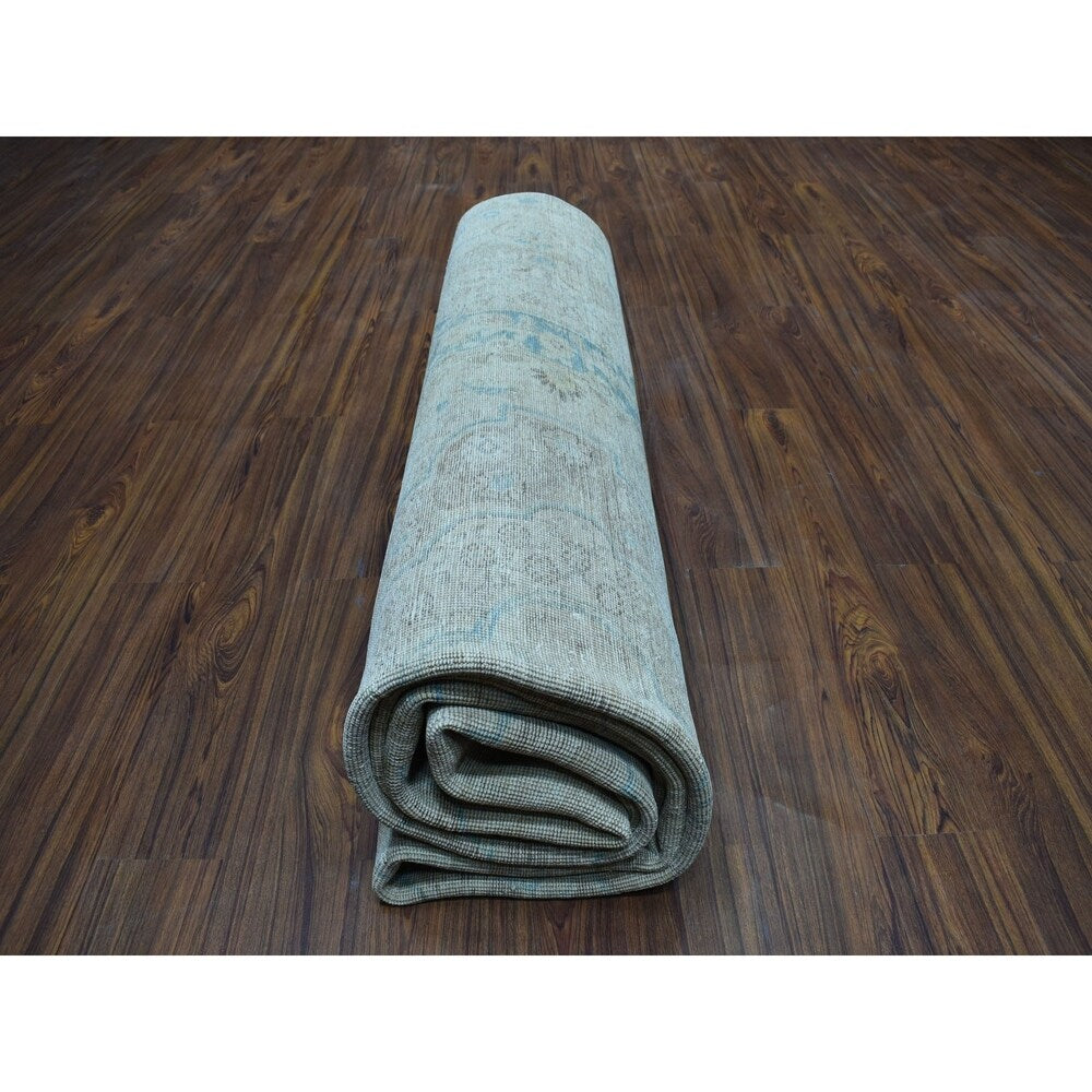 Shahbanu Rugs Ivory Vintage White Wash Tabriz Worn Wool Hand-Knotted Oriental Rug (9'6" x 13'0") - 9'6" x 13'0"
