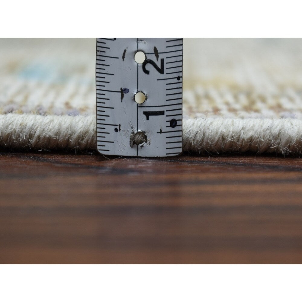 Shahbanu Rugs Ivory Vintage White Wash Tabriz Worn Wool Hand-Knotted Oriental Rug (9'6" x 13'0") - 9'6" x 13'0"