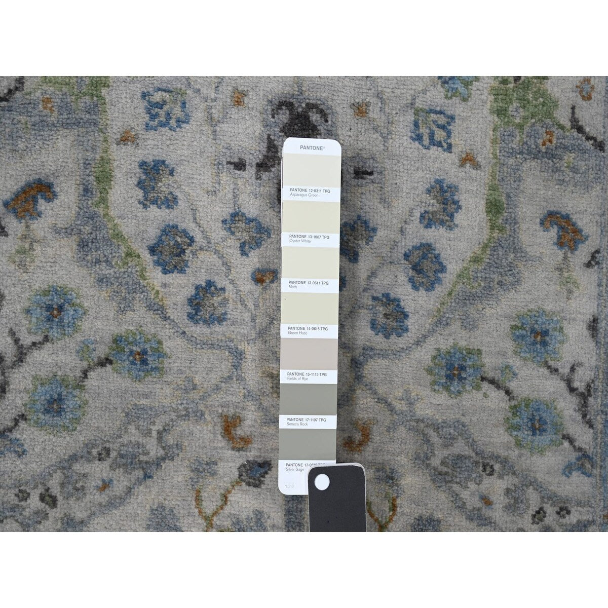 Shahbanu Rugs Ivory, Dense Weave Wool, Hand Knotted Ushak with All Over Design, Runner Oriental Rug (2'6" x 6'0") - 2'6" x 6'0"
