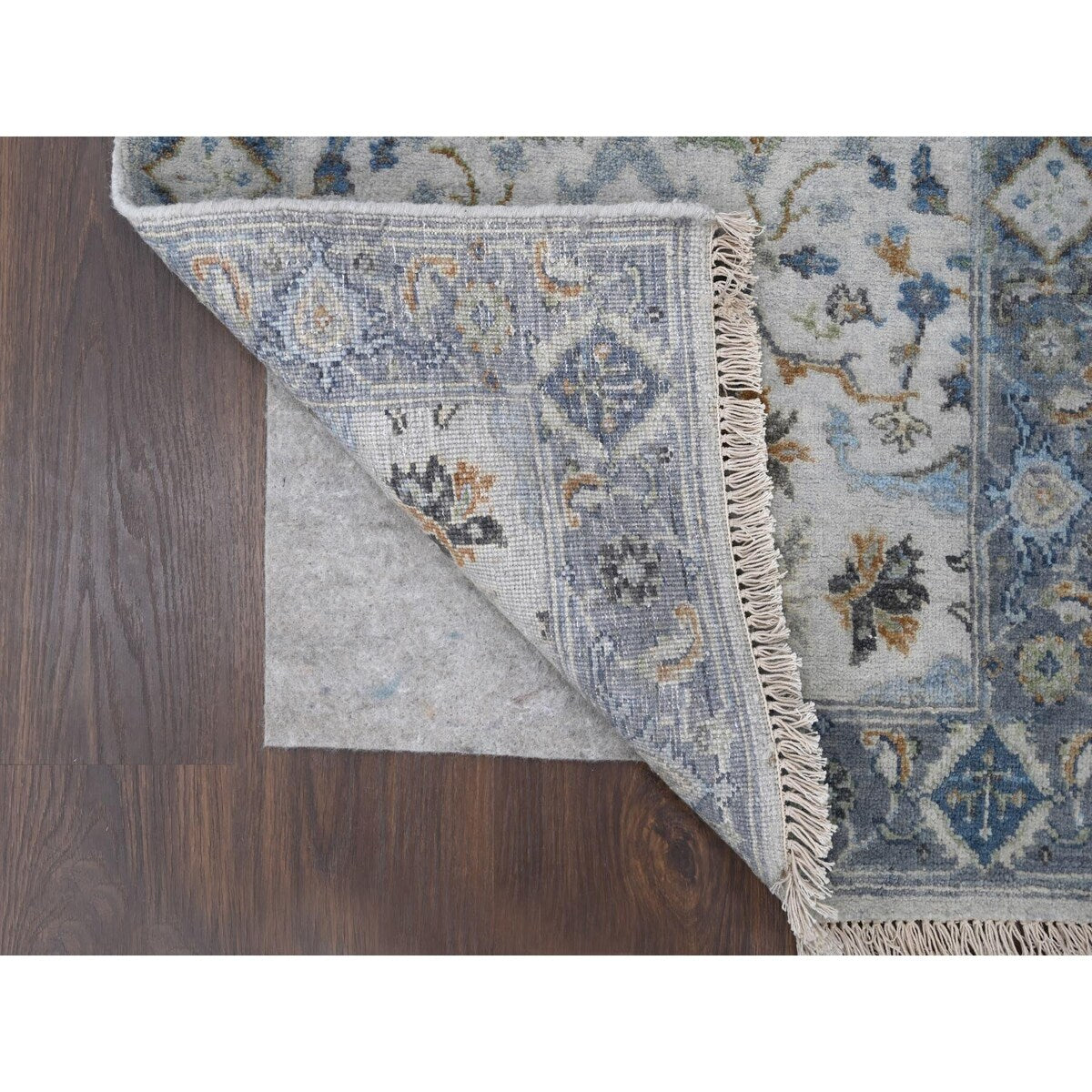Shahbanu Rugs Ivory, Dense Weave Wool, Hand Knotted Ushak with All Over Design, Runner Oriental Rug (2'6" x 6'0") - 2'6" x 6'0"