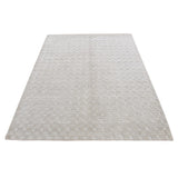 Shahbanu Rugs Ivory, Hand Loomed, Pure Wool, Tone on Tone Design, Oriental Rug (5'1" x 7'1") - 5'1" x 7'1"
