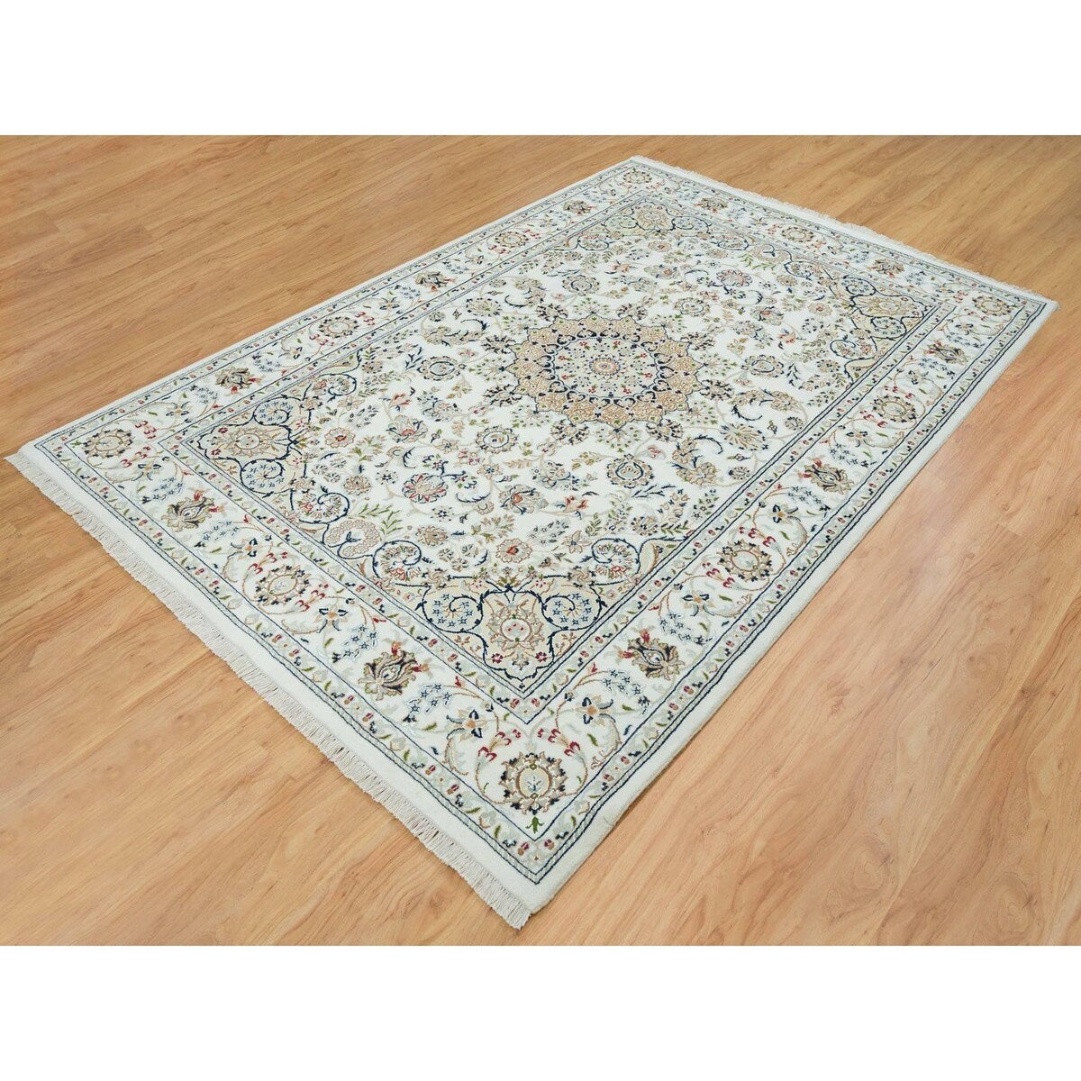 Shahbanu Rugs Ivory, Nain with Center Medallion Flower Design 250 KPSI, Pure Wool Hand Knotted, Oriental Rug (6'1" x 9'4")