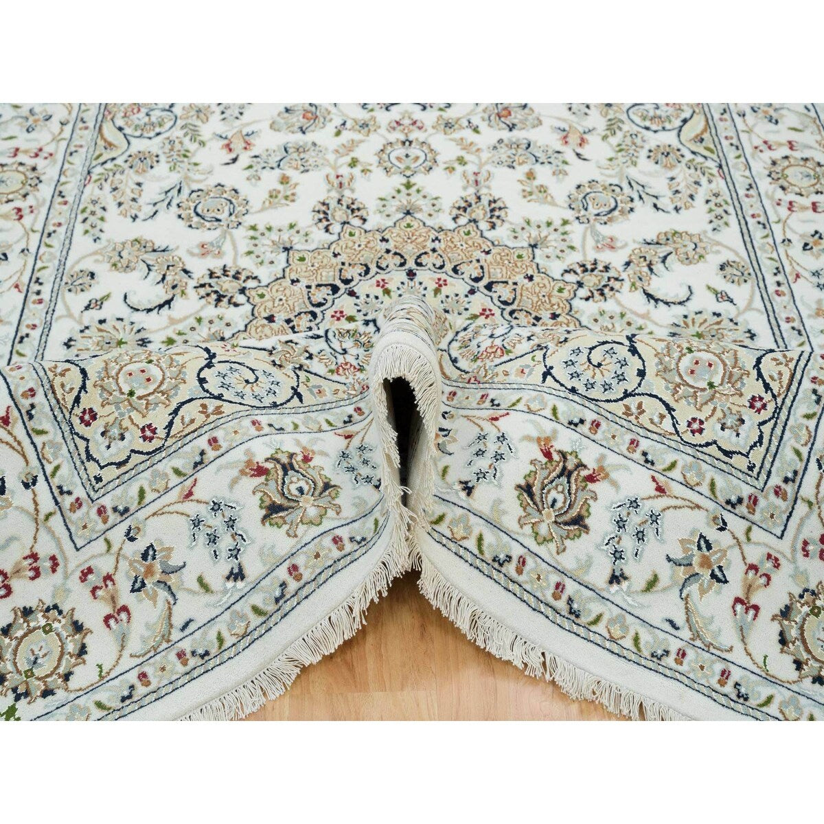 Shahbanu Rugs Ivory, Nain with Center Medallion Flower Design 250 KPSI, Pure Wool Hand Knotted, Oriental Rug (6'1" x 9'4")