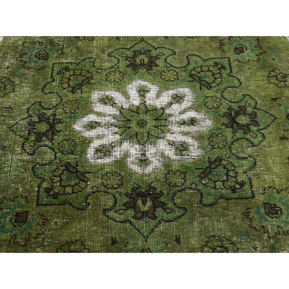 Shahbanu Rugs Light Green OverdyedHi-low Vintage Hand-Knotted Rug (9'7" x 12'5") - 9'7" x 12'5"