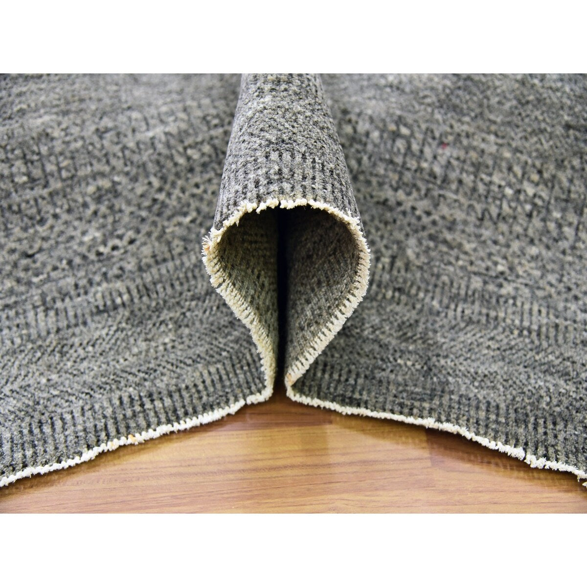 Shahbanu Rugs Medium Gray, Hand Knotted, Modern Grass Design, Natural Undyed Wool, Oversized Oriental Rug (12'0" x 15'1")