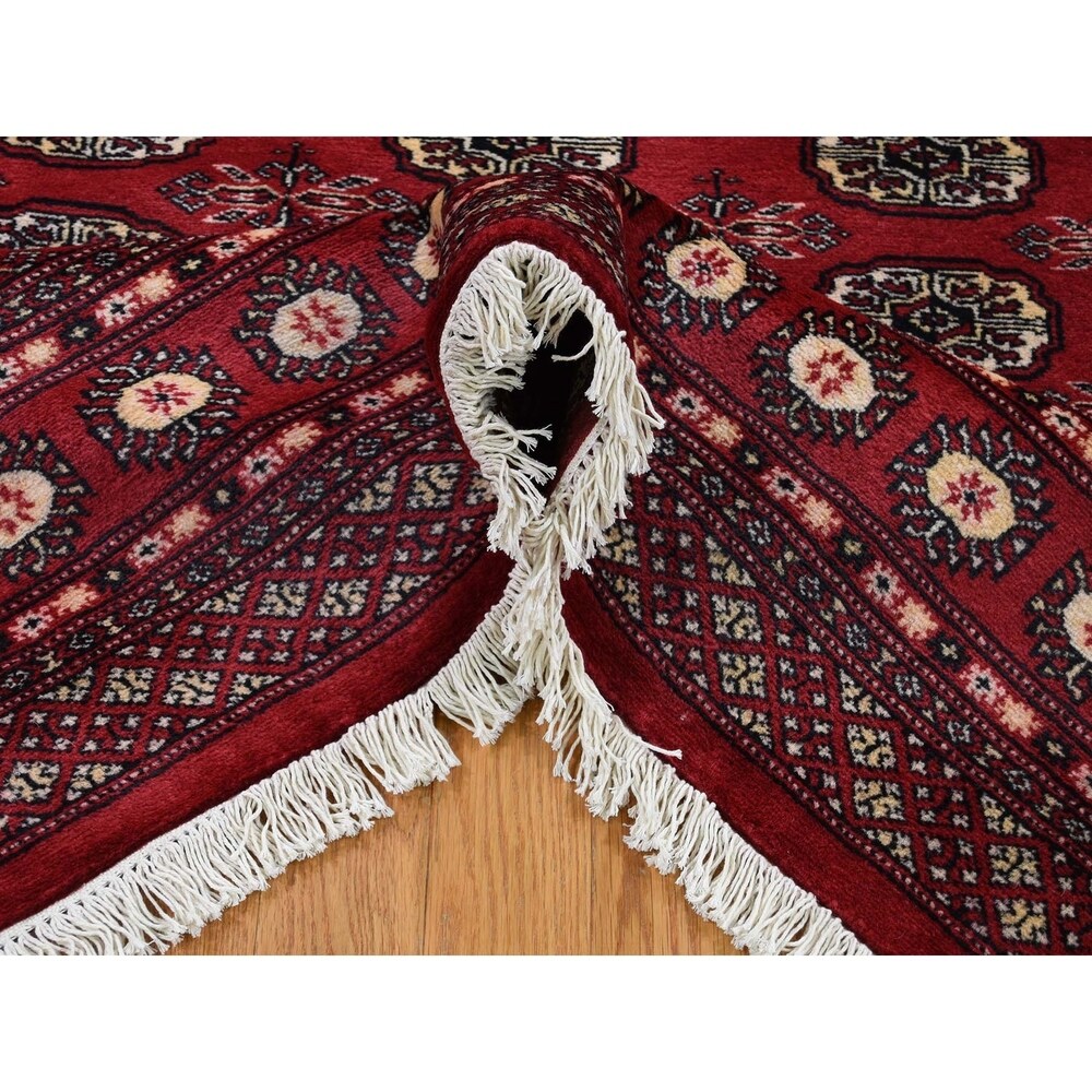 Shahbanu Rugs Mori Bokara Elephant Feet Design Hand-Knotted Pure Wool Oriental Rug (4'7" x 7'2") - 4'7" x 7'2"