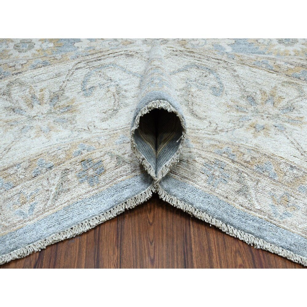 Shahbanu Rugs Oversize Gray White Wash Peshawar Pure Wool Hand-Knotted Oriental Rug (12'0" x 14'7") - 12'0" x 14'7"