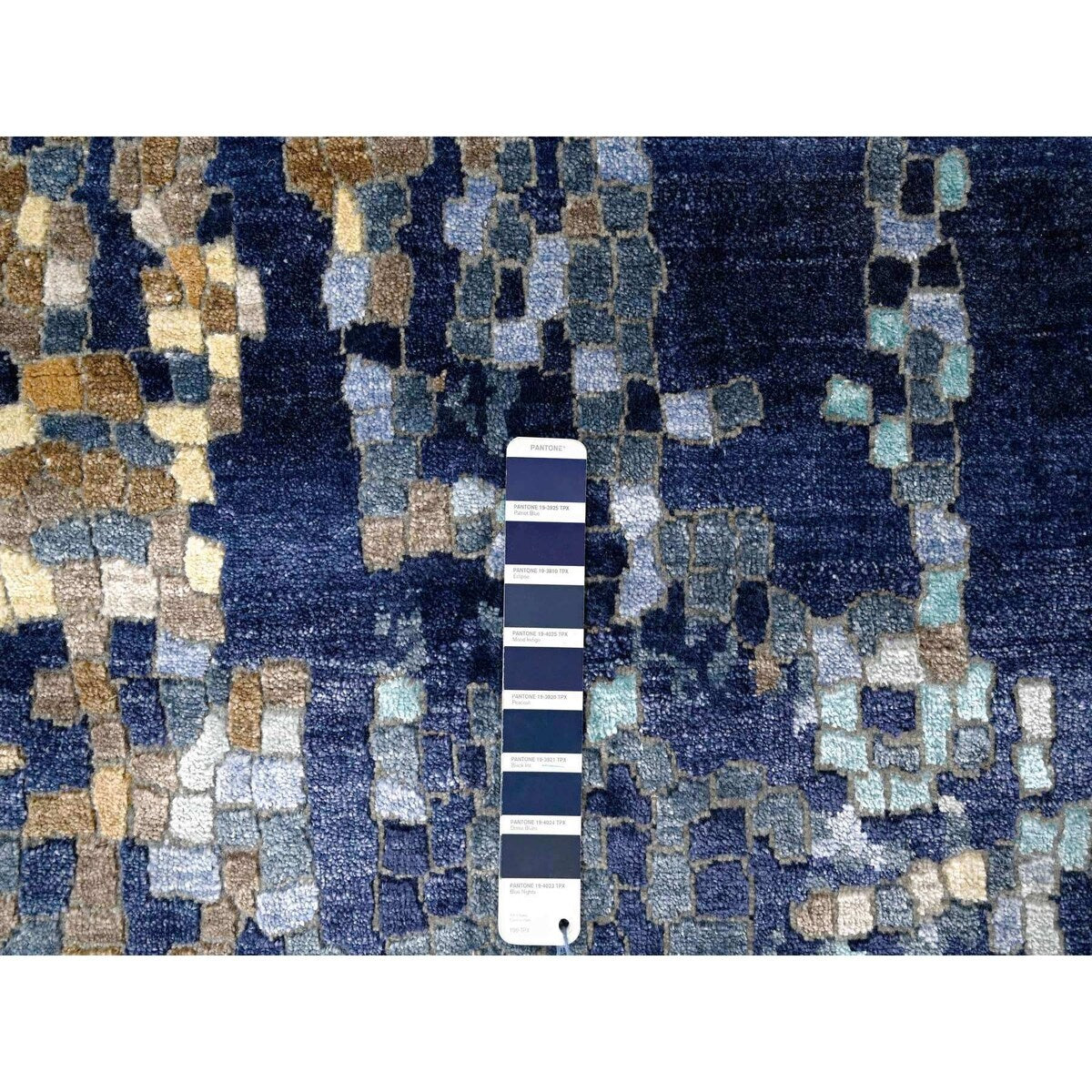 Shahbanu Rugs Patriot Blue With Mix Of Gold Wool and Silk Mosaic Design Hand Knotted Persian Knot Densely Woven Rug (6'x8'9")