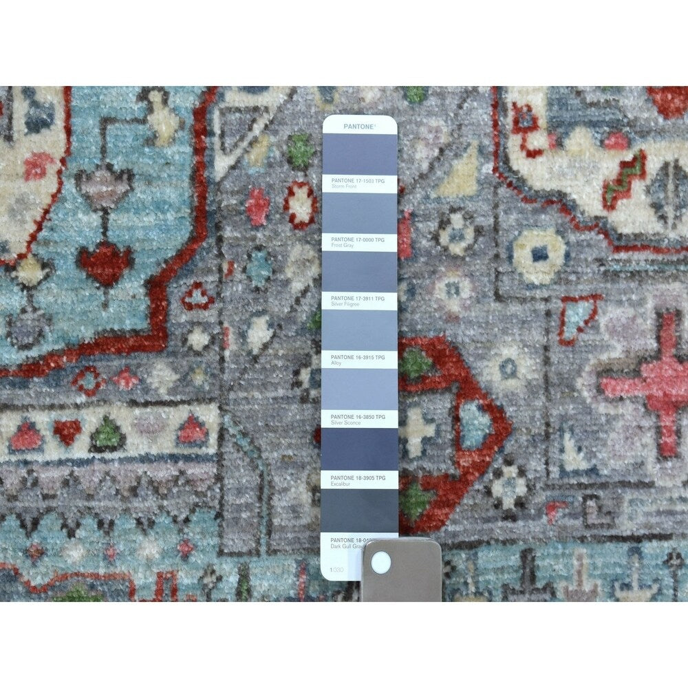 Shahbanu Rugs Peshawar With Mamluk Design With Pop Of Color Hand Knotted Oriental Rug (7'10" x 10'1") - 7'10" x 10'1"