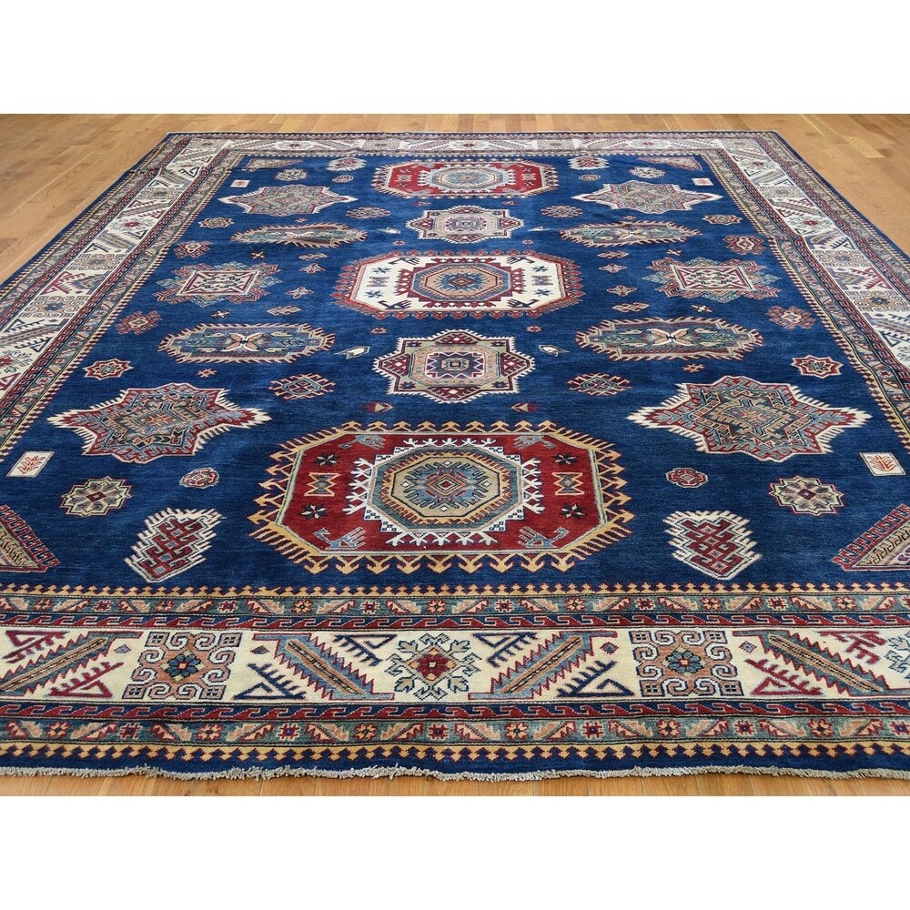 Shahbanu Rugs Pure Wool Hand-Knotted Special Kazak Oriental Rug (10'2" x 13'9") - 10'2" x 13'9"