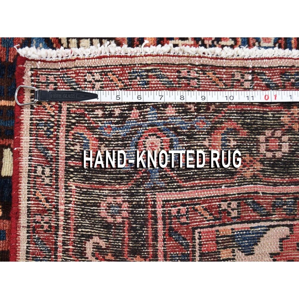 Shahbanu Rugs Red New Persian Hussainabad Pure Wool Hand-Knotted Oriental Rug (5'3" x 6'8") - 5'3" x 6'8"