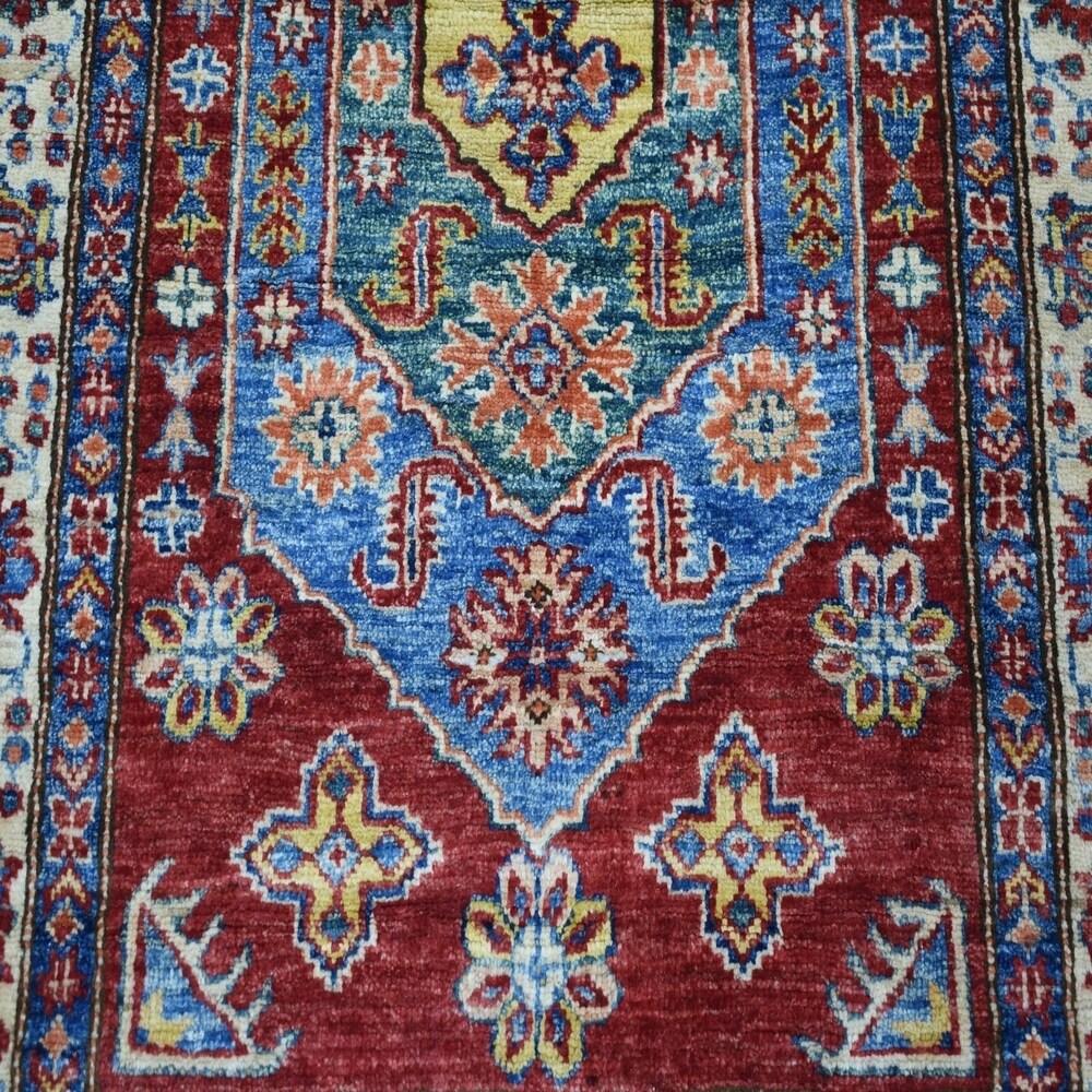 Shahbanu Rugs Red Super Kazak Pure Wool Geometric Design Hand-Knotted Oriental Rug (3'3" x 5'0") - 3'3" x 5'0"