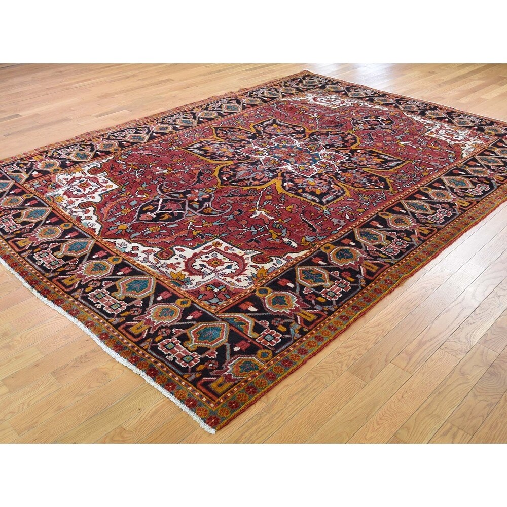 Shahbanu Rugs Red,Vintage Persian Heriz Flower Design Hand-Knotted Oriental Rug (7'6" x 10'7") - 7'6" x 10'7"