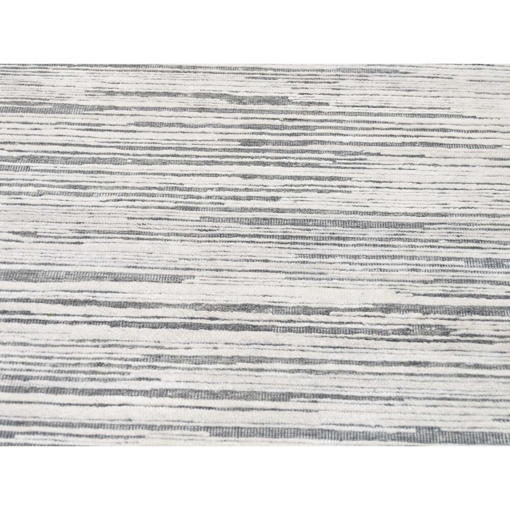 Shahbanu Rugs Silk with Oxidized Wool Gabbeh Design Hi-Lo Pile Oriental Rug (9'1" x 12'3") - 9'1" x 12'3"