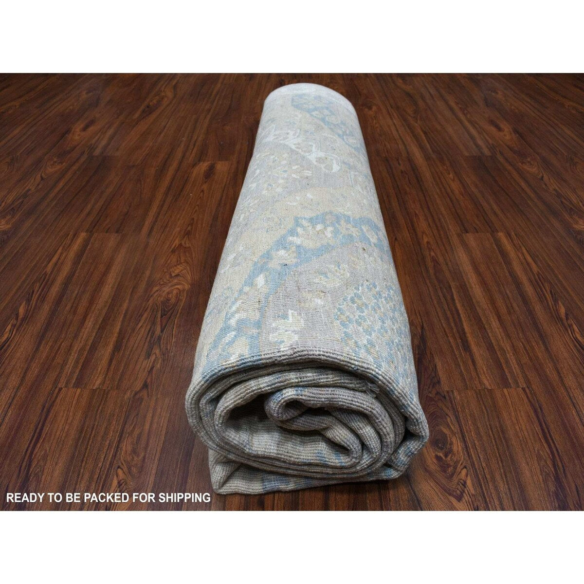 Shahbanu Rugs Silver Wash Peshawar with Khotan Design Pure Wool Hand Knotted Oriental Rug (8'0" x 9'6") - 8'0" x 9'6"
