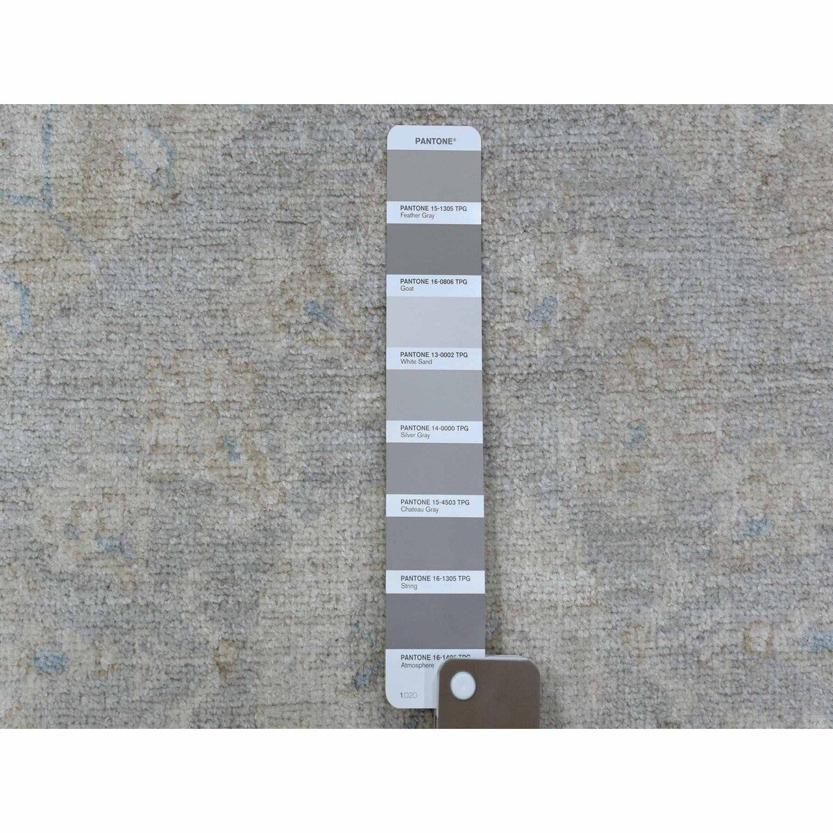 Shahbanu Rugs Silver Wash Peshawar with Khotan Design Pure Wool Hand Knotted Oriental Rug (8'0" x 9'6") - 8'0" x 9'6"