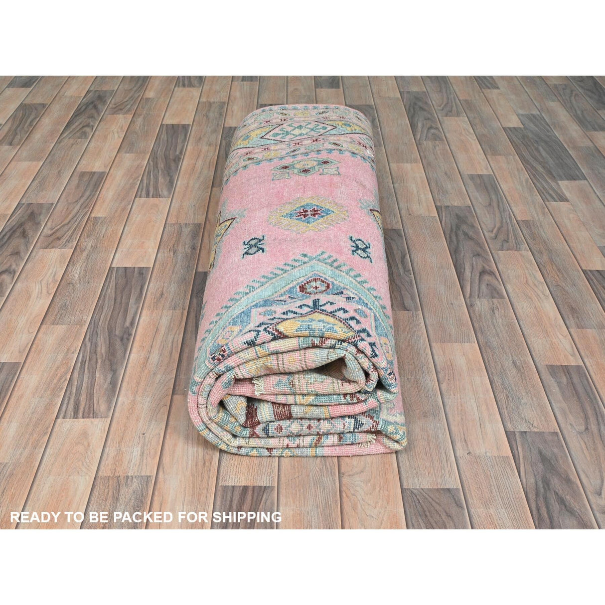 Shahbanu Rugs Soft Pink Pure Wool Special Kazak with Star Medallion Design Natural Dyes Hand Knotted Oriental Rug (8'1" x 9'10")
