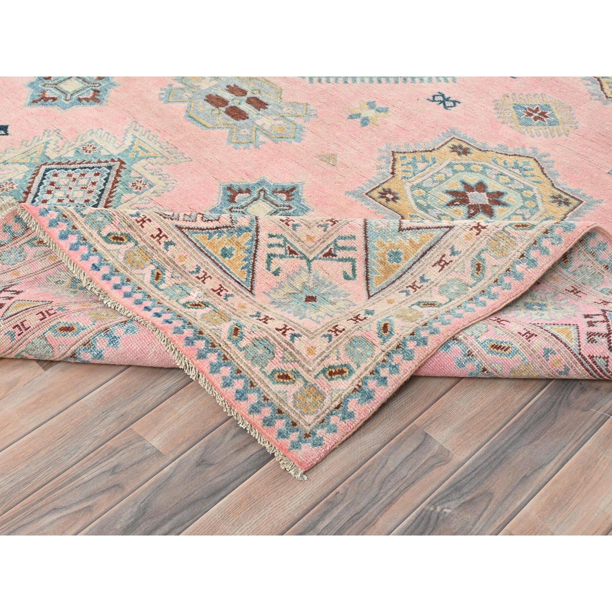 Shahbanu Rugs Soft Pink Pure Wool Special Kazak with Star Medallion Design Natural Dyes Hand Knotted Oriental Rug (8'1" x 9'10")