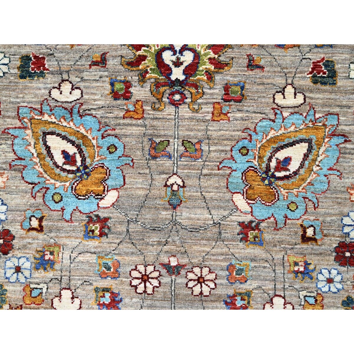 Shahbanu Rugs Spanish Gray Afghan Sultani All Over Floral Pattern Hand Knotted Pure Wool Vegetable Dyes Oriental Rug 8'10"x11'7