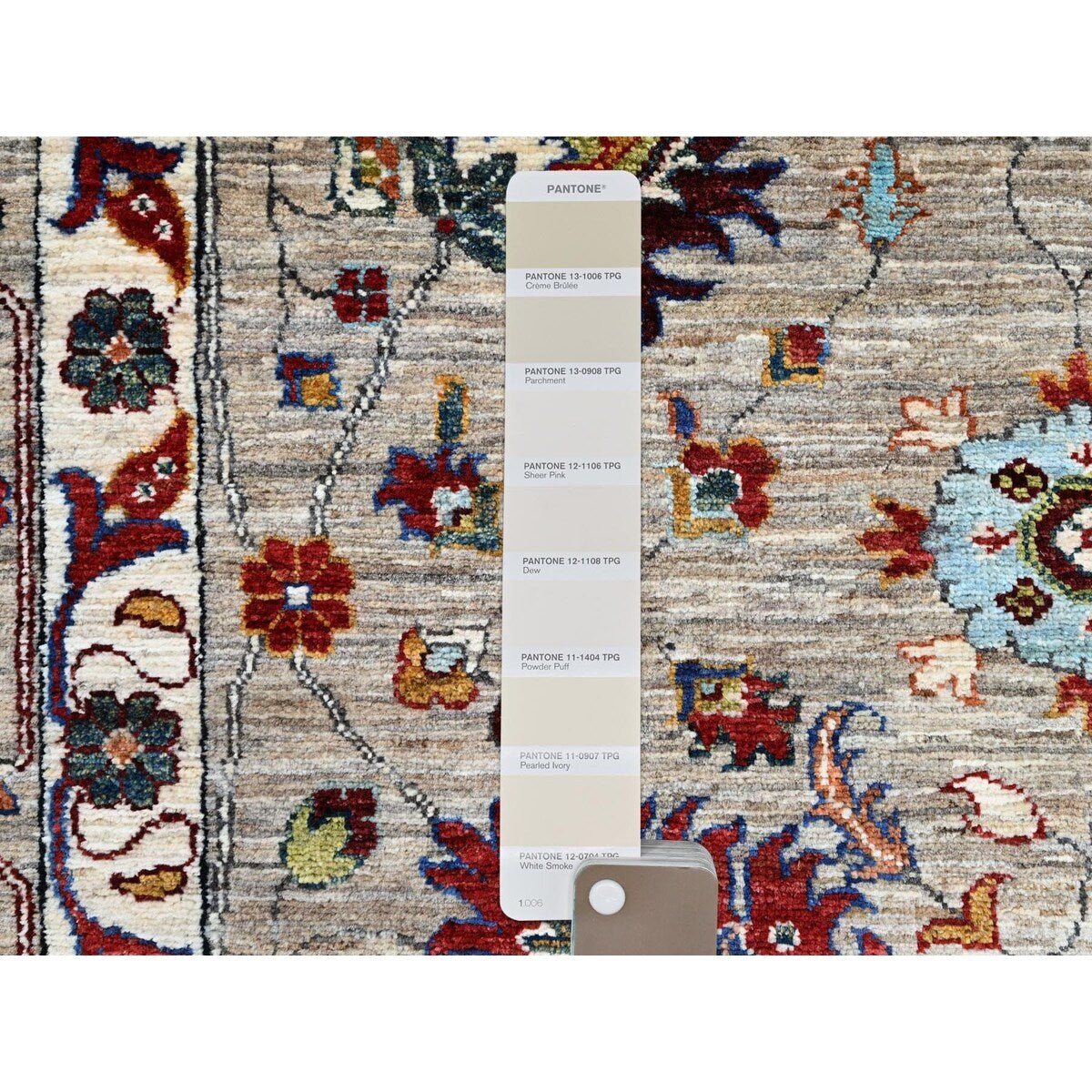 Shahbanu Rugs Spanish Gray Afghan Sultani All Over Floral Pattern Hand Knotted Pure Wool Vegetable Dyes Oriental Rug 8'10"x11'7