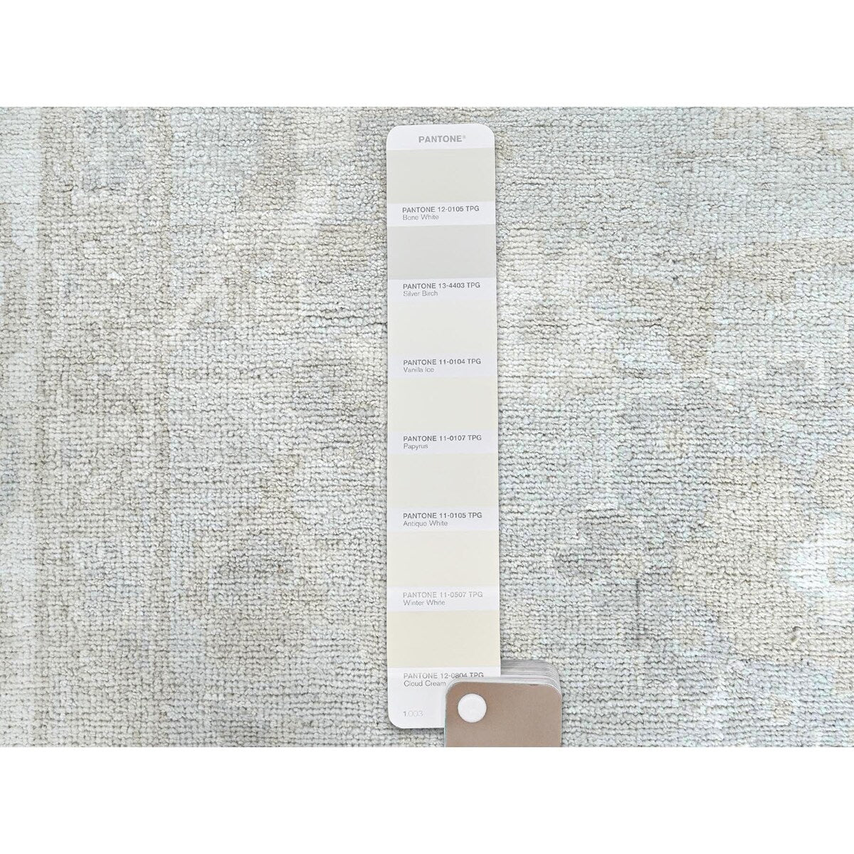 Shahbanu Rugs Sterling Gray Extra Soft Wool White Wash Peshawar Hand Knotted Geometric Design Oriental Rug 9'1"x12' - 9'1" x 12'