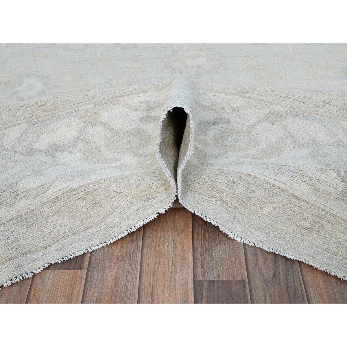 Shahbanu Rugs Sterling Gray Extra Soft Wool White Wash Peshawar Hand Knotted Geometric Design Oriental Rug 9'1"x12' - 9'1" x 12'