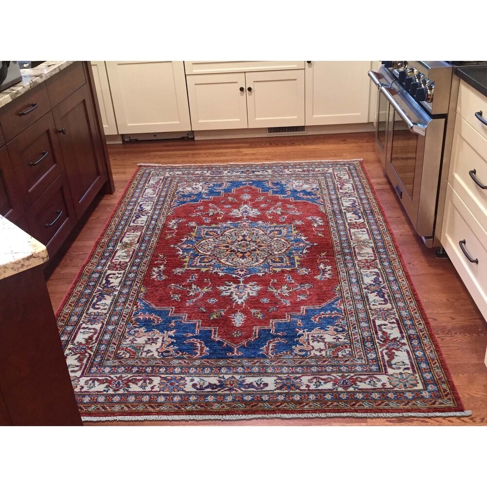 Shahbanu Rugs Super Kazak Pure Wool Red Geometric Design Hand-Knotted Oriental Rug (4'0" x 6'1") - 4'0" x 6'1"