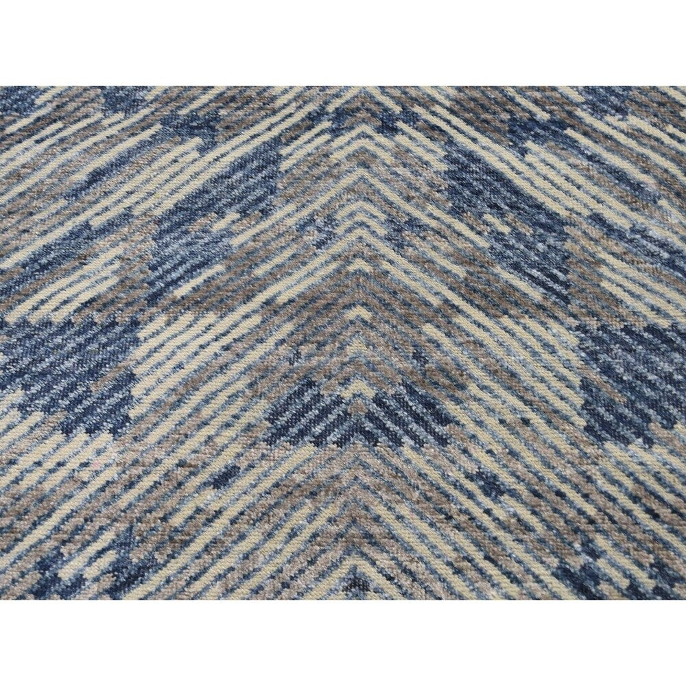 Shahbanu Rugs THE COMPLEXION,Silk With Oxidized Wool Hand-Knotted Modern Rug (8'9" x 12'2") - 8'9" x 12'2"