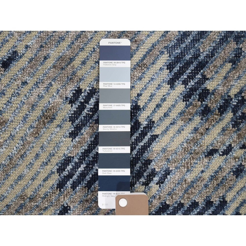 Shahbanu Rugs THE COMPLEXION,Silk With Oxidized Wool Hand-Knotted Modern Rug (8'9" x 12'2") - 8'9" x 12'2"