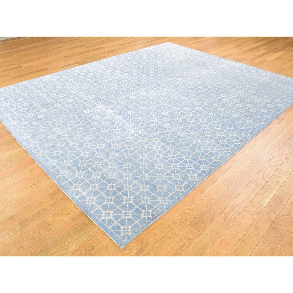 Shahbanu Rugs Tone on Tone Wool and Silk Hand Knotted Oriental Rug - 8'0" x 10'0"