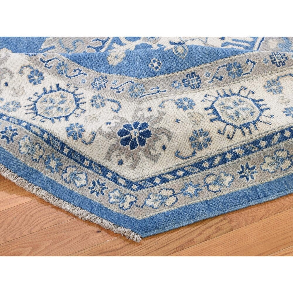 Shahbanu Rugs Vintage Look Kazak Pure Wool Octagonal Hand-Knotted Rug (7'9" x 8'0") - 7'9" x 8'0"