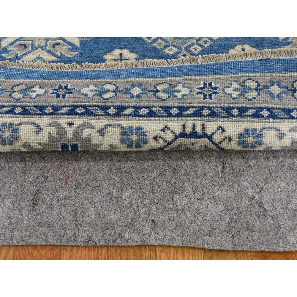 Shahbanu Rugs Vintage Look Kazak Pure Wool Octagonal Hand-Knotted Rug (7'9" x 8'0") - 7'9" x 8'0"