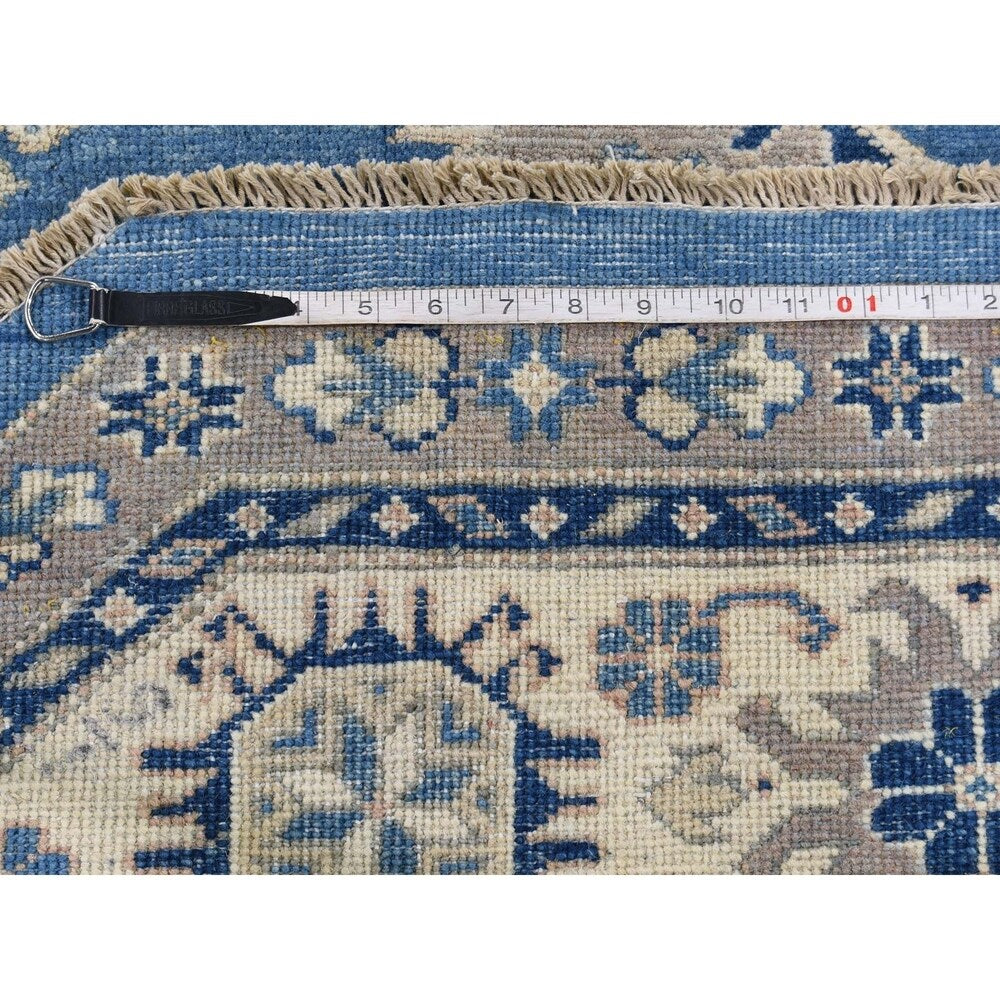 Shahbanu Rugs Vintage Look Kazak Pure Wool Octagonal Hand-Knotted Rug (7'9" x 8'0") - 7'9" x 8'0"