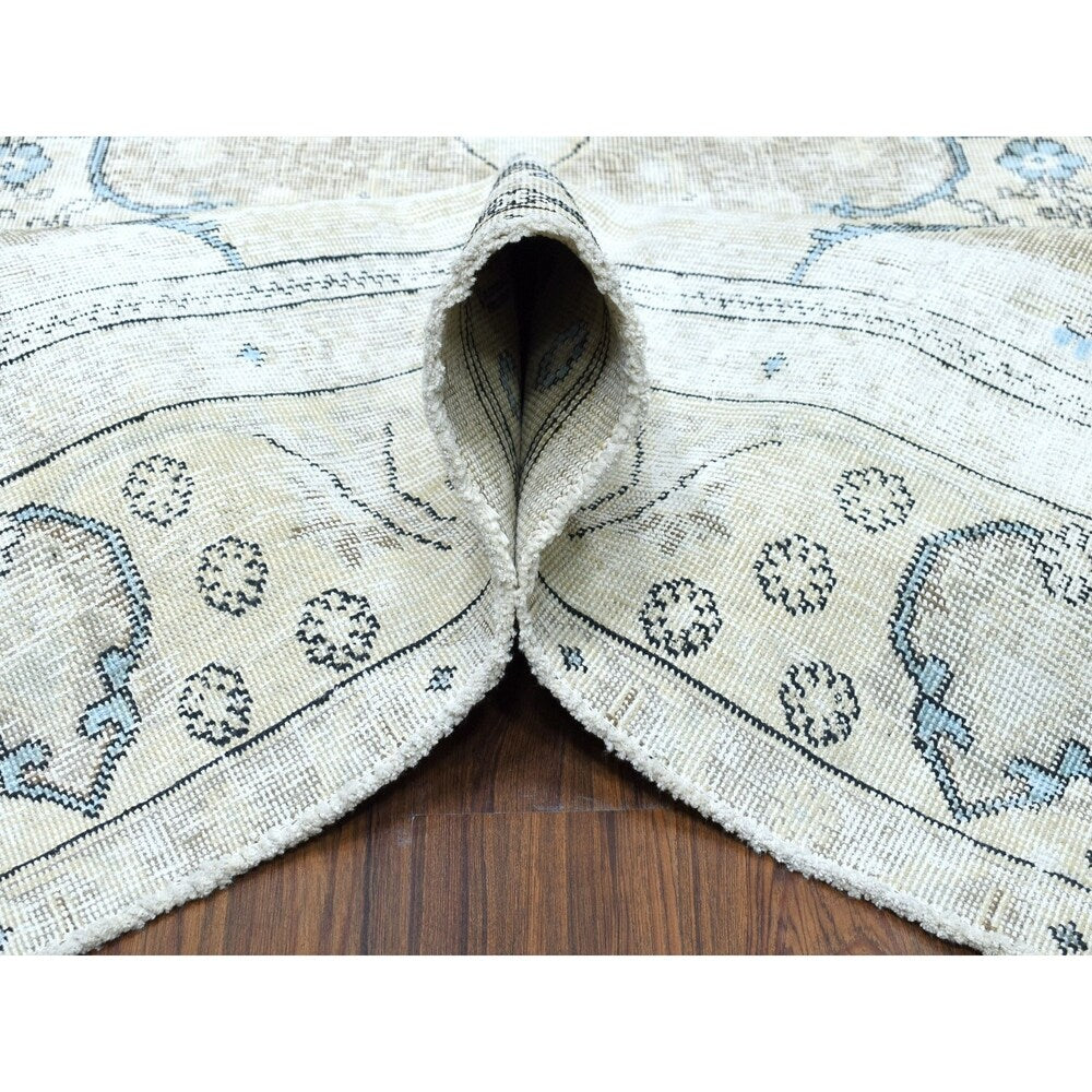 Shahbanu Rugs Vintage White Wash Tabriz Worn Wool Hand-Knotted Oriental Rug (9'5" x 10'8") - 9'5" x 10'8"