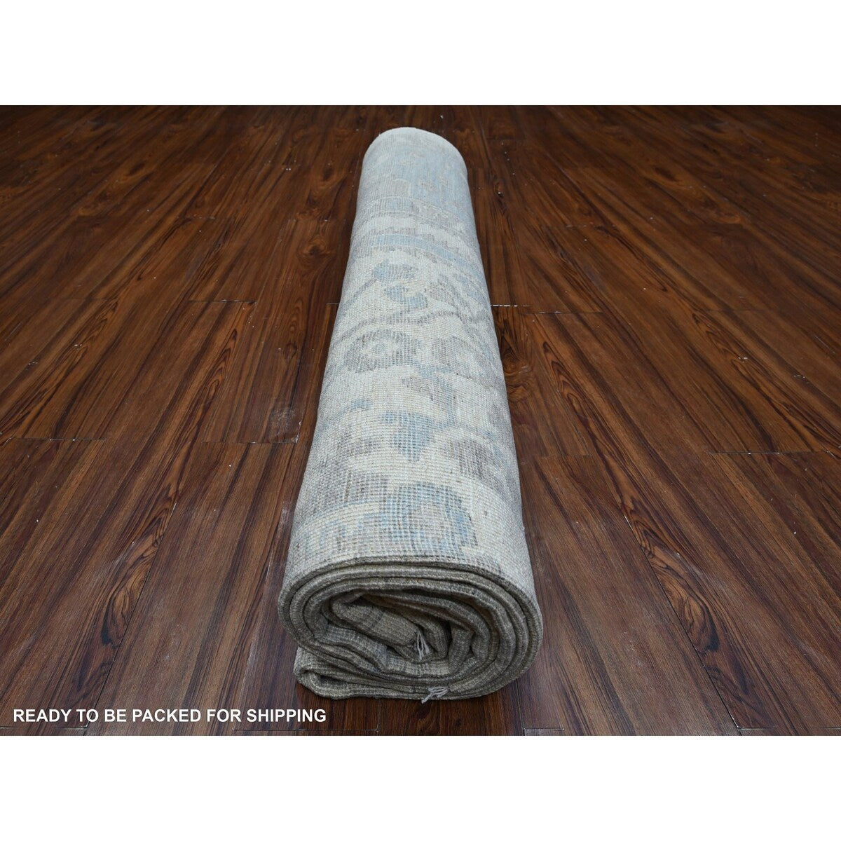 Shahbanu Rugs Whisper White Hand Knotted Wool Weft Village Floral Medallions Faded Afghan Oushak Rug (8'10"x11'10")