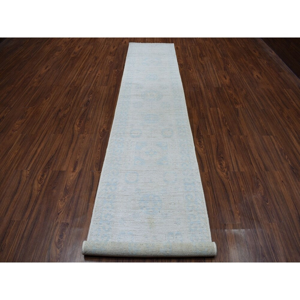 Shahbanu Rugs White Wash Peshawar Pure Wool Hand-Knotted Oriental Runner Rug (2'7" x 13'7") - 2'7" x 13'7"