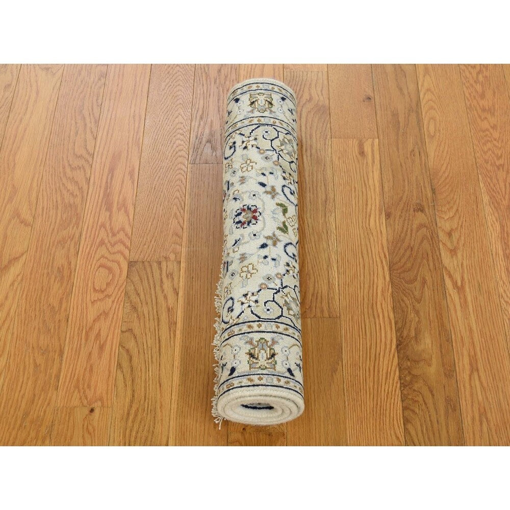 Shahbanu Rugs Wool And Silk 250 KPSI Ivory Nain Hand-Knotted Oriental Rug (2'1" x 3'1") - 2'1" x 3'1"