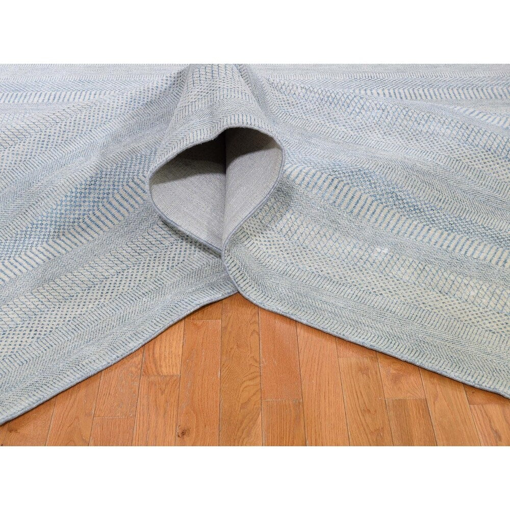Shahbanu Rugs Wool And Silk Grass Design Gallery Size Hand-Knotted Oriental Rug (8'1" x 18'2") - 8'1" x 18'2"
