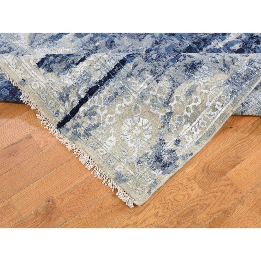Shahbanu Rugs Wool And Silk Shibori Design Tone On Tone Hand Knotted Oriental Rug (6'0" x 8'10") - 6'0" x 8'10"