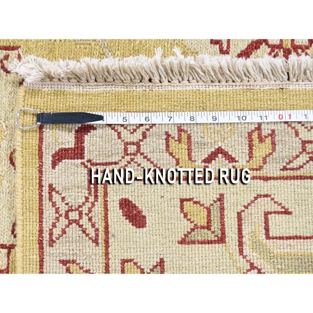 Shahbanu Rugs Yellow Soumak with Oushak Design Flat Weave Hand Woven Rug (8'0" x 9'10") - 8'0" x 9'10"