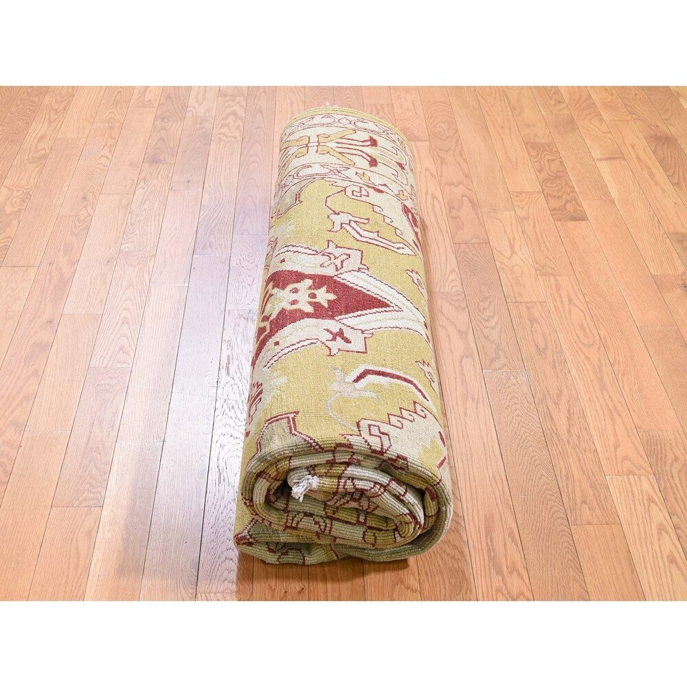 Shahbanu Rugs Yellow Soumak with Oushak Design Flat Weave Hand Woven Rug (8'0" x 9'10") - 8'0" x 9'10"
