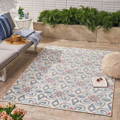Shelby Indoor/Outdoor Floral Area Rug by Christopher Knight Home