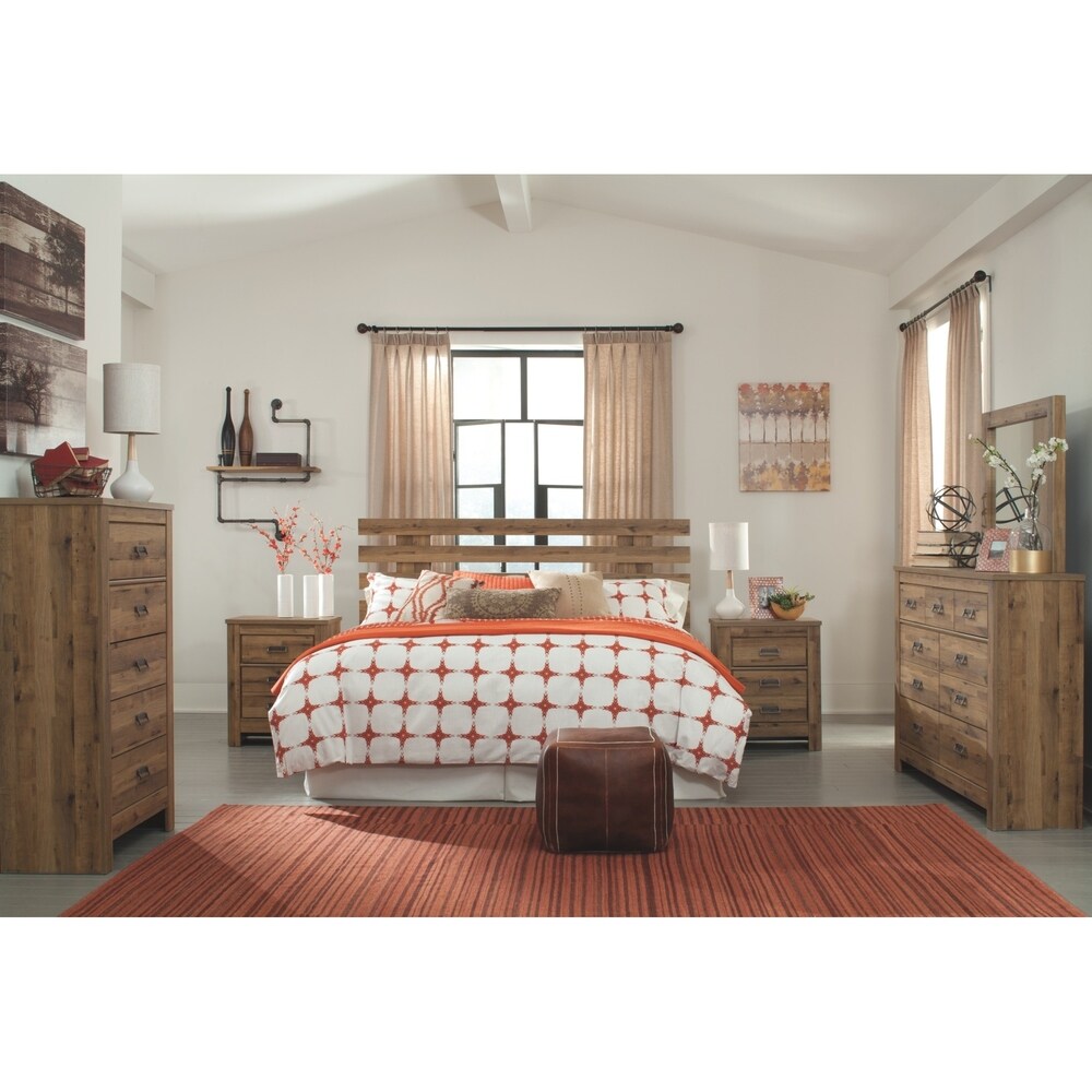 Signature Design by Ashley Cinrey Medium Brown Five Drawer Chest