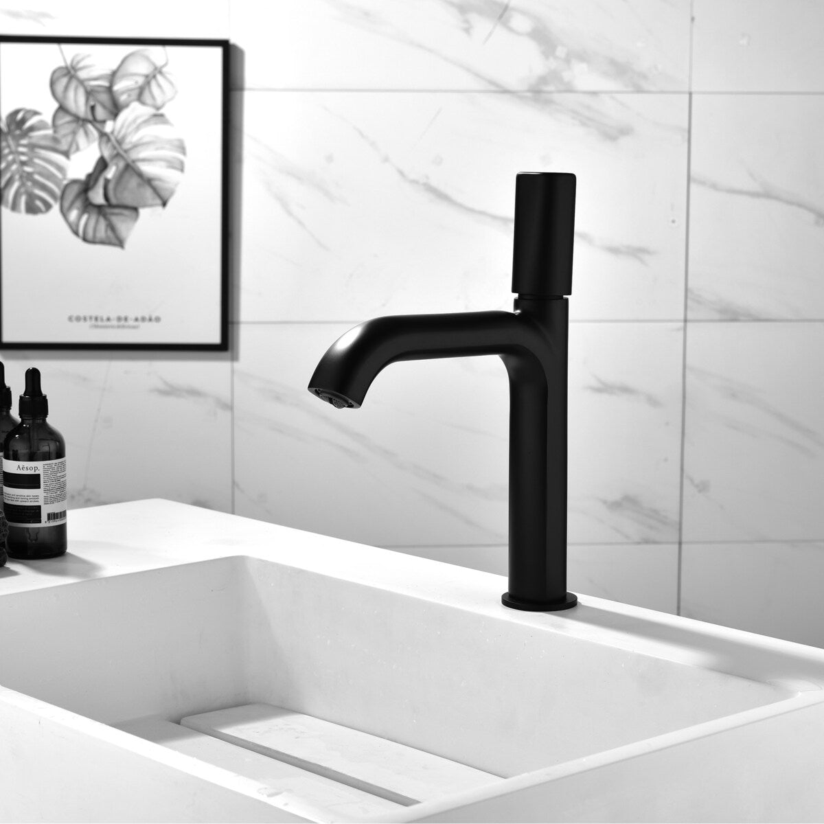 Single Handle Bathroom Faucet Brass Deck Mount Modern 1 Hole Bathroom Sink Basin Taps Matte Black