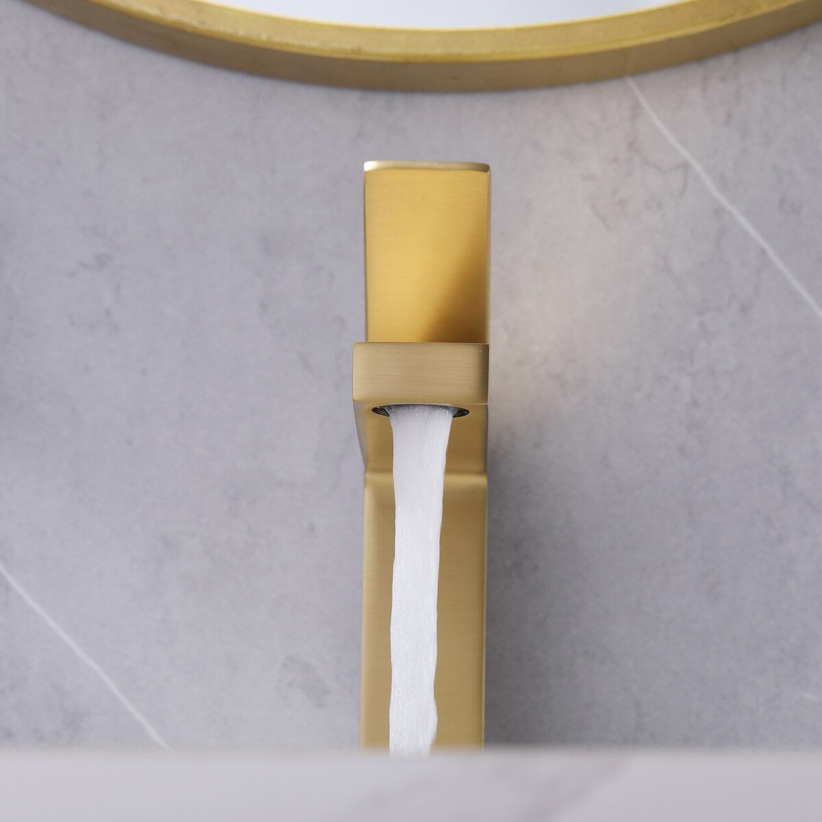 Single Handle Bathroom Faucet with Deck Plate Brass 1 Hole Modern Bathroom Sink Basin Faucets
