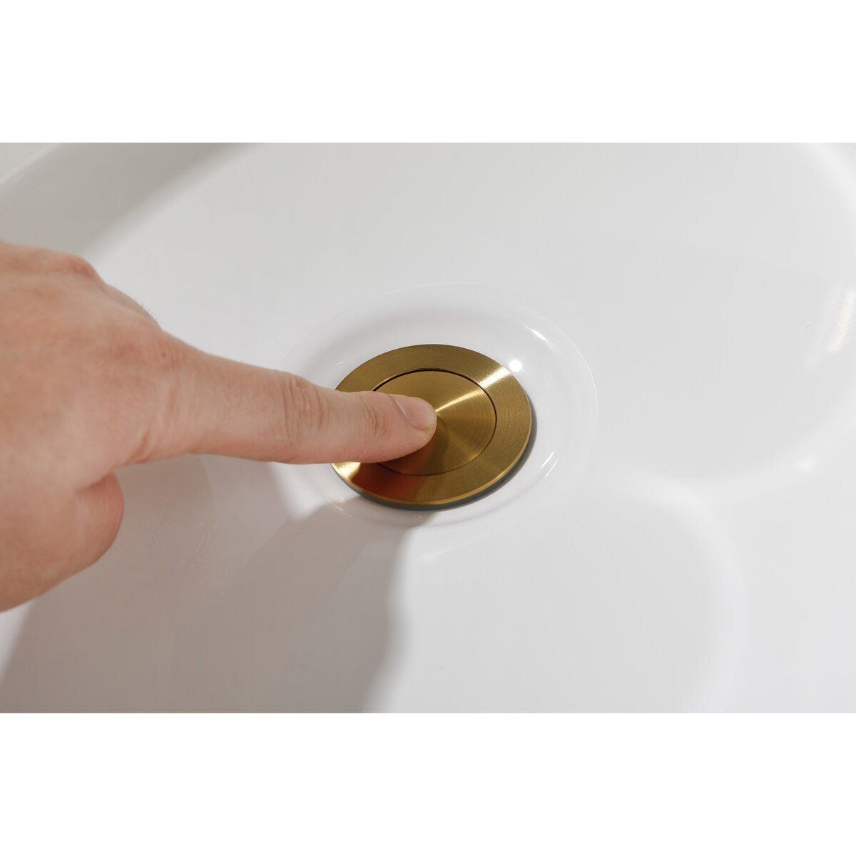 Single-Handle Gold Bathroom Faucet for Vanity - Durable and Stylish Design