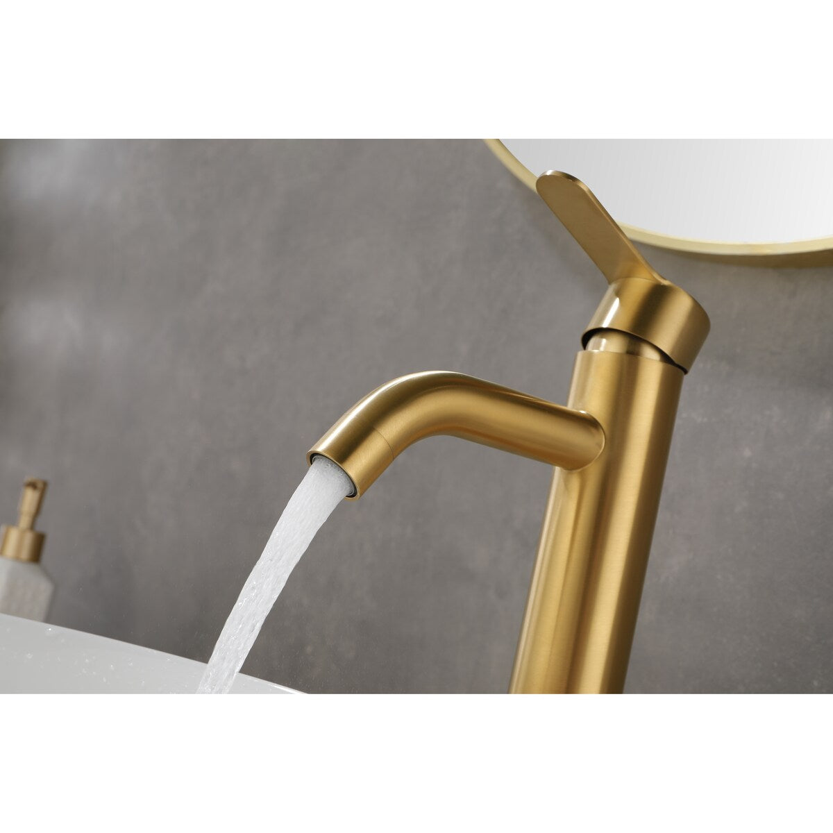 Single-Handle Gold Bathroom Faucet for Vanity - Durable and Stylish Design